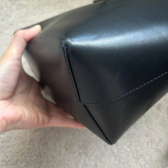 Mansur Gavriel black leather bucket bag, pink inside - Picture 5 of 13